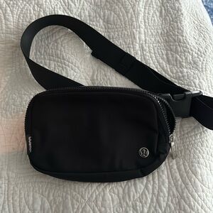 Lululemon crossbody